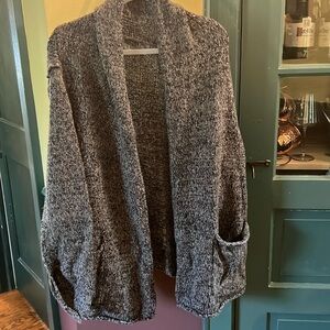 Anthropologie large sweater with pockets